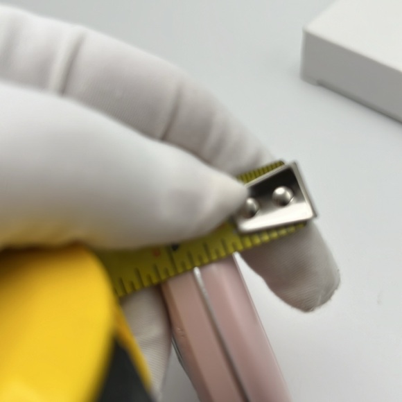 Dior Beauty Double Mirror Silver Logo Pink Quilted Hearth Shape ❤️ NIB Limited - Picture 12 of 14